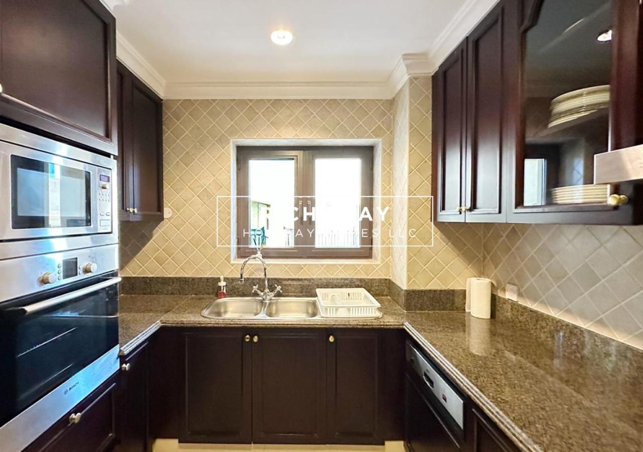 Appartement Upgraded 1br In Downtown With Burj Khalifa View Dubaï